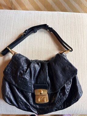 Marc By Marc Jacobs Dreamy Logo Linda Black Embossed Leather. Like New